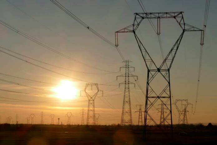 Electric,Wires,At,Sunset,In,Eastern,Hungary