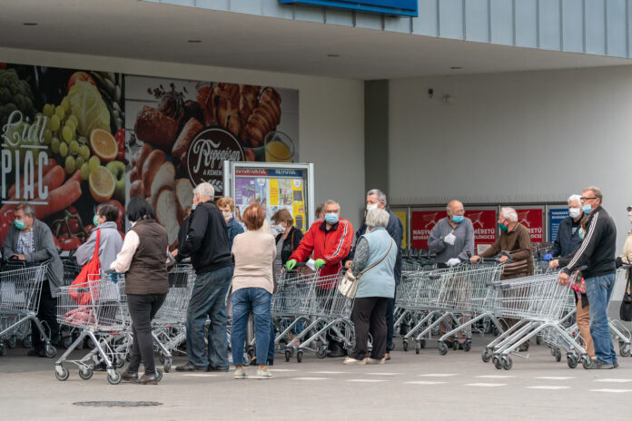 Pecs,-,May,27,:,Old,People,Go,To,Shopping