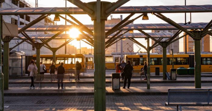 távolsági buszok budapesti pályaudvaron