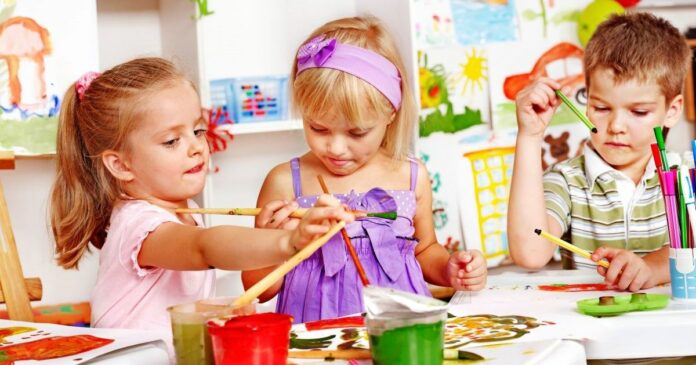 A szülő szabadon dönthet arról, hogy melyik óvodába szeretné járatni a gyermekét.