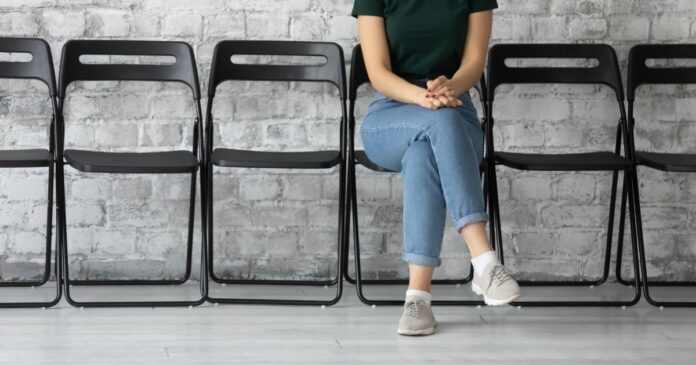 Fiatal álláskereső