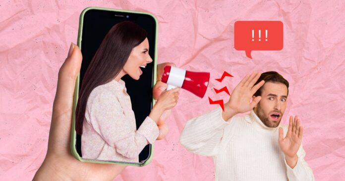 Fel kell-e vennem a telefont, ha a főnök munkaidőn kívül hív?