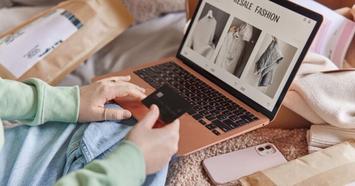 Márkás használt ruhák online piactere