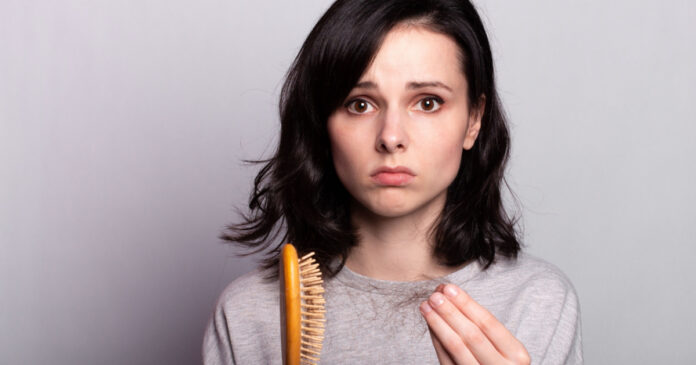 hirtelen hajhullás okai