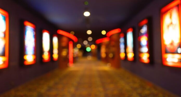 Movie,Theater,Entrance,Interior,Blur,Image,Use,For,Background,Of Kedvezményes mozijegy