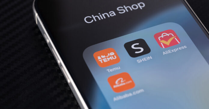 Egy kép egy telefon kijelzőjéről, amin a Temu applikációjának ikonja van