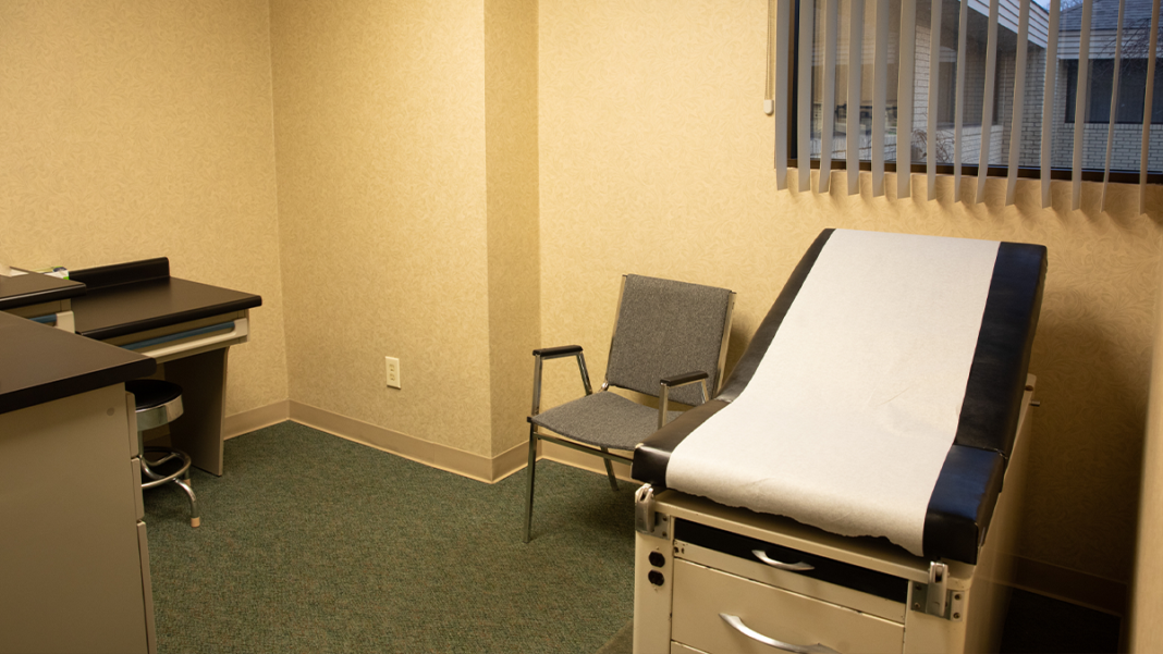 üres orvosi rendelő