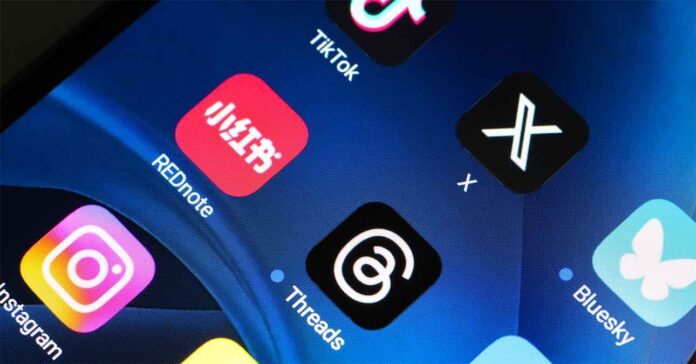 A Hóvége tartalmai minden fontos social platforomon elérhetők