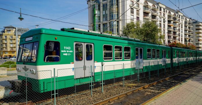 hév végállomás a Boráros téren Budapesten