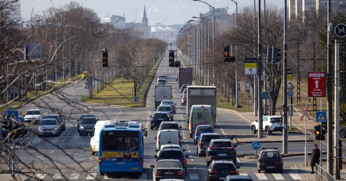 autós közlekedés Budapesten
