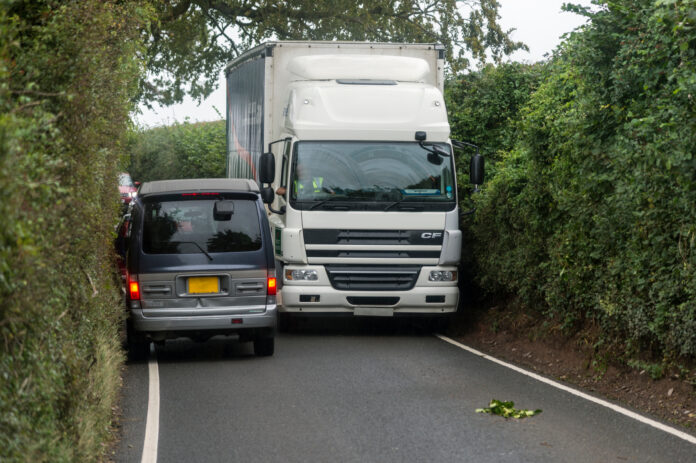 bal oldali közlekedés