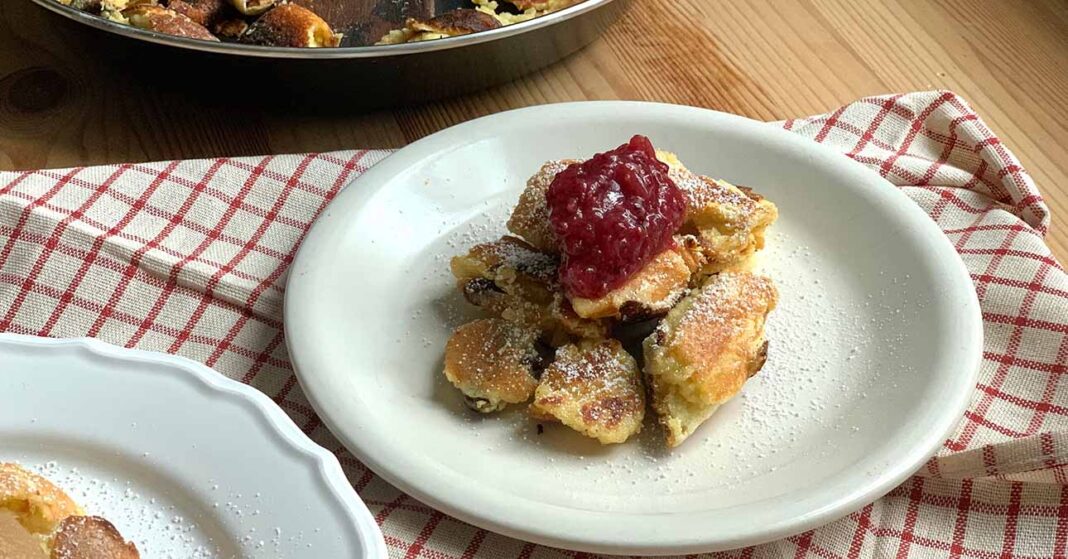 A legjobb császármorzsa osztrák módra készül, lekvárral vagy almaszósszal tálaljuk