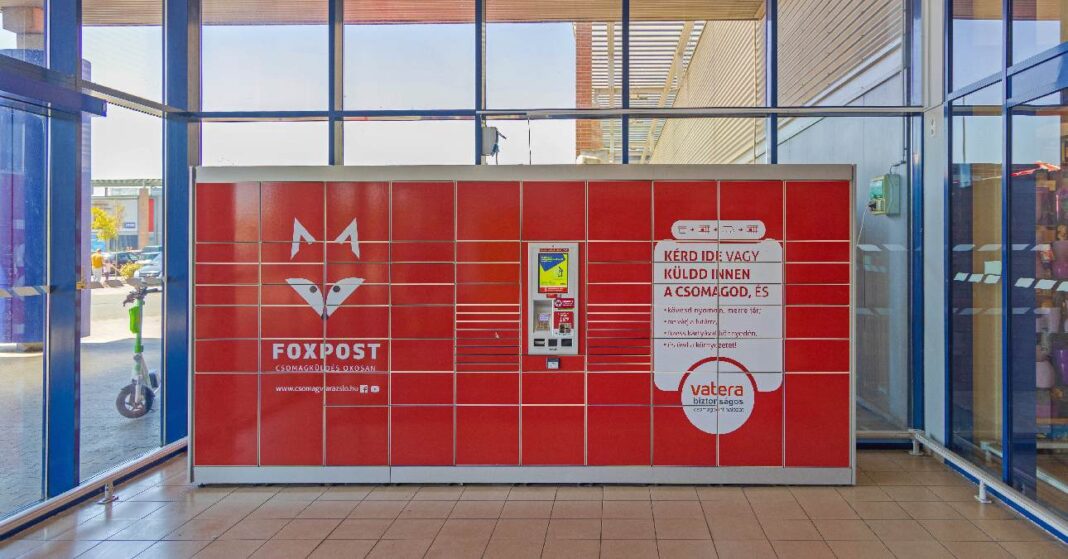 FoxtPost csomagautomata szegedi Tescóban