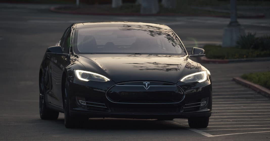 használt Tesla vásárlása