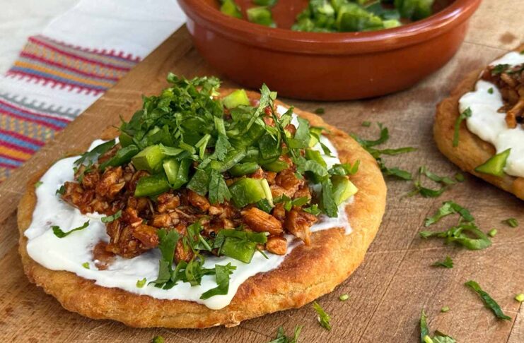 Maradékmentő krumplis lángos változatos feltétekkel